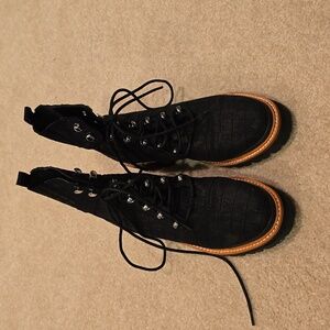 NWOT Marc Fisher Combat Boots